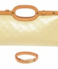 Wholesale ⭐ Louis Vuitton Beige Leather Roxbury Drive Shoulder Bag ✨