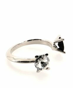 Outlet ❤️ Louis Vuitton V Cuff Metal with Crystals Silver 🎁