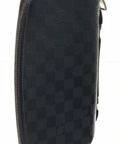 Budget 🌟 Louis Vuitton Black Taiga Leather Atoll Organizer Clutch 🎁