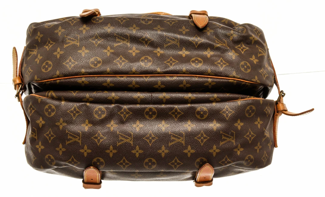 Brand new 😀 Louis Vuitton Monogram Saumur 43 Shoulder Bag 🎉 - Image 4