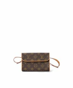Best Pirce ๐งจ Louis Vuitton Florentine ๐