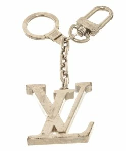 Cheap 🥰 Louis Vuitton Silver Metal Initial Key Holder 😀